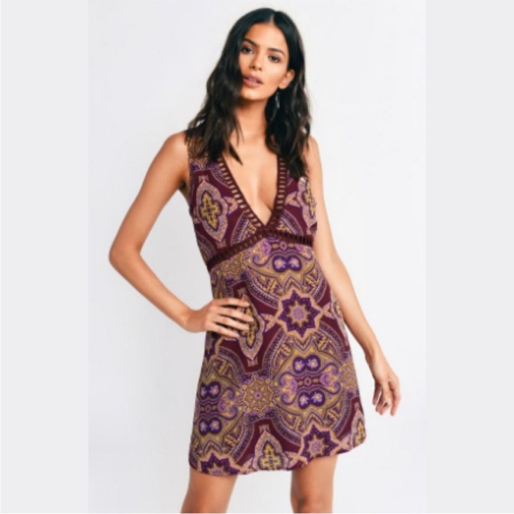 NWT‎ TOBI Sun Daze Shift Dress in Wine size Small Petite